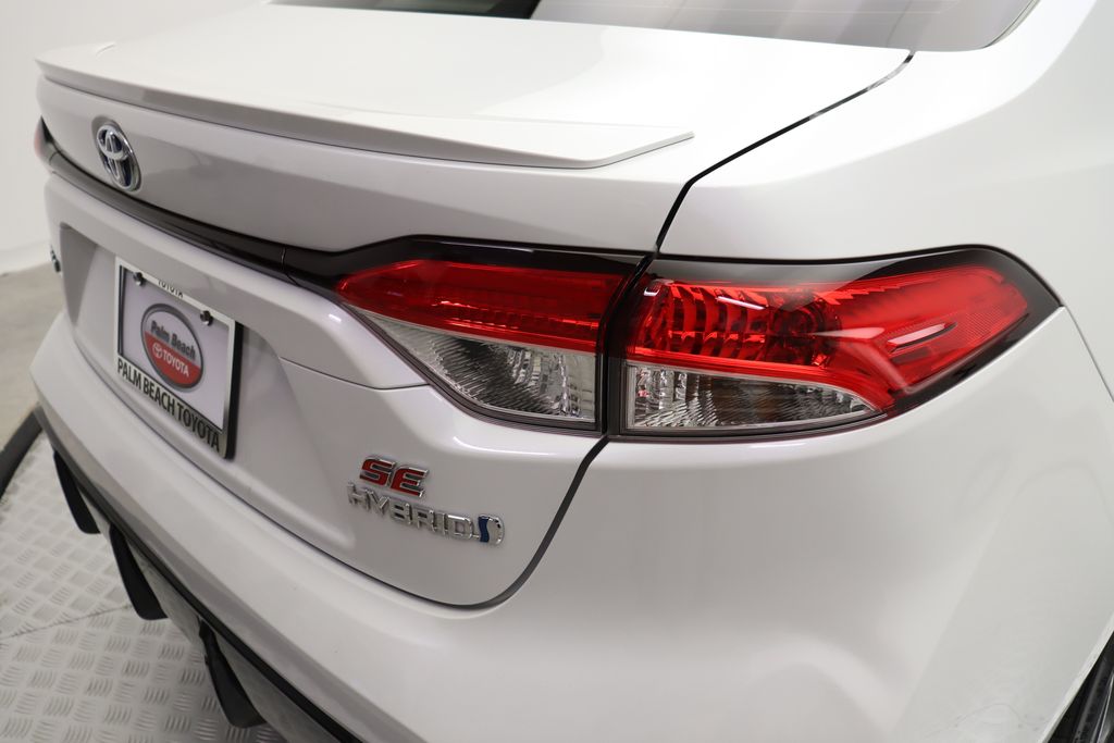 Thumbnail: 2024 Toyota Corolla - 9