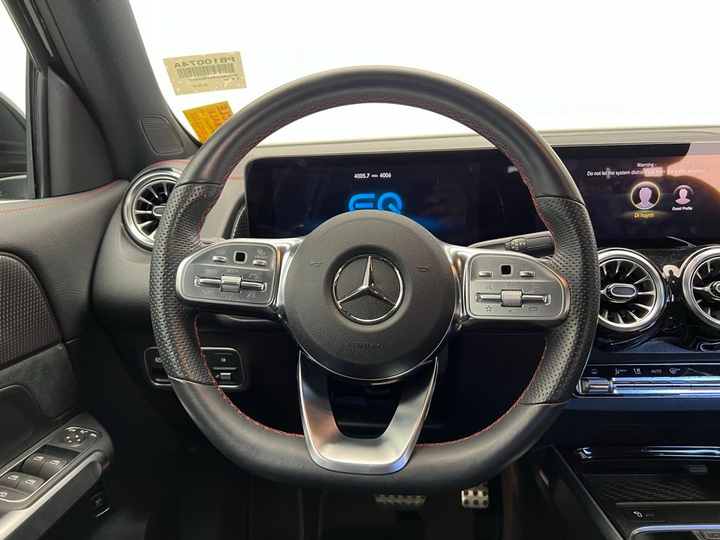 Thumbnail: 2023 Mercedes-Benz EQB - 16