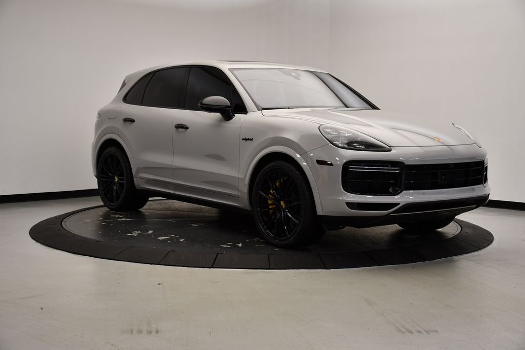 2020 Porsche Cayenne Turbo E-Hybrid 7