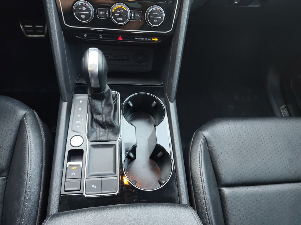 Used Car 2020 Volkswagen Atlas  3.6l V6 Sel R-line For Sale Under $25,000 In Austin, Texas