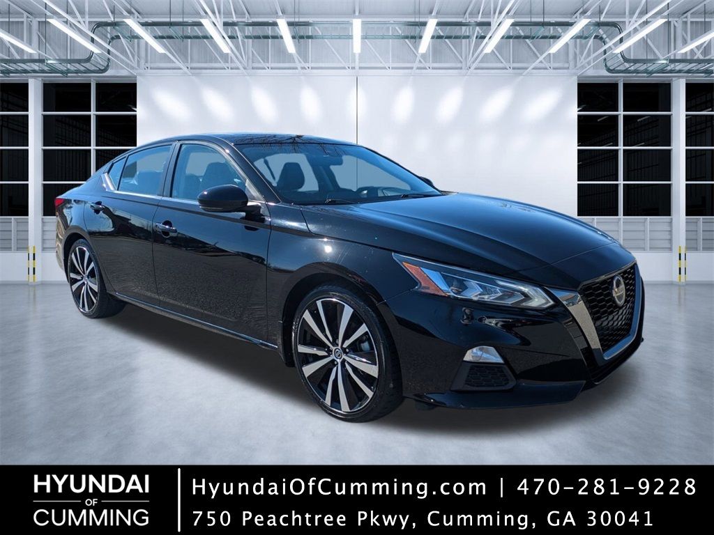 2022 Nissan Altima 2.0 SR