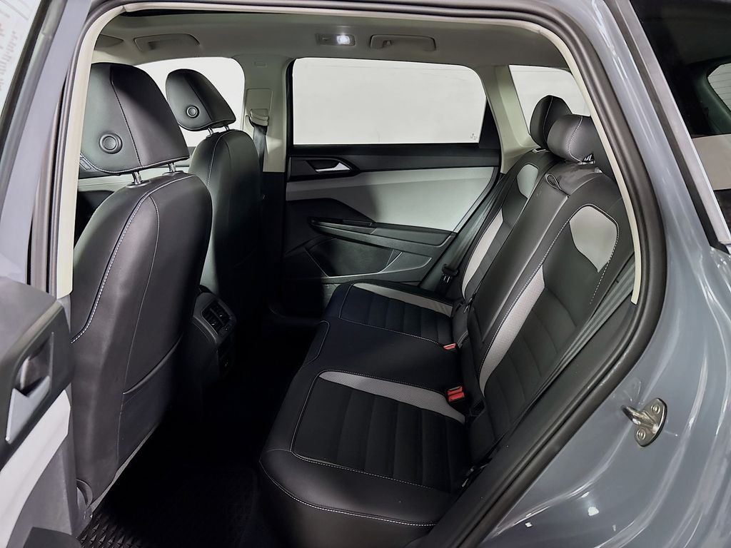 2022 Volkswagen Taos 1.5T SEL