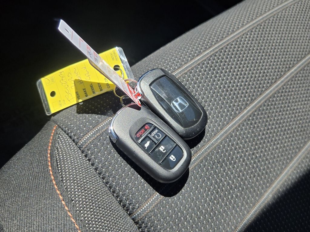 2025 Honda CR-V - $29,998