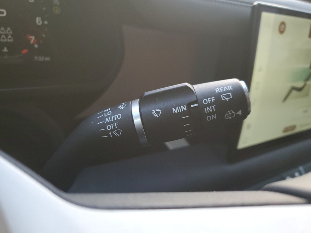 Used Car 2023 Land Rover Defender 130  Se For Sale Under $70,000 In Austin, Texas