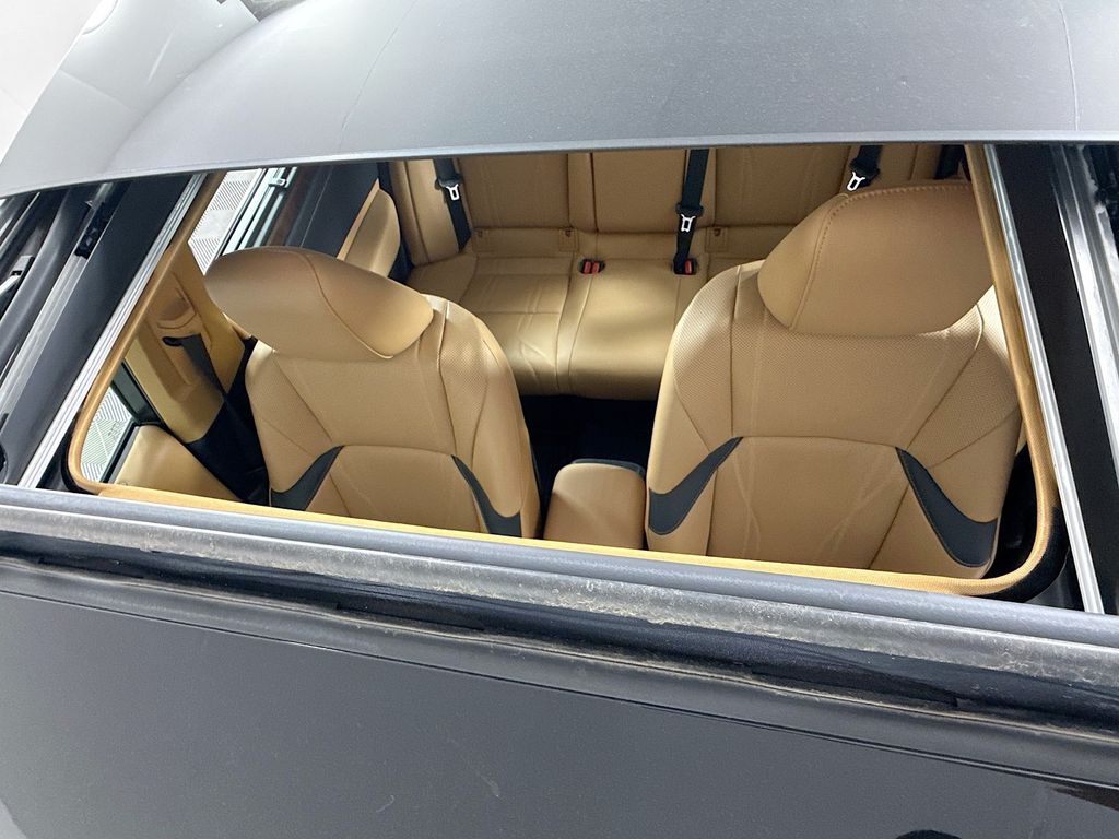2022 Lexus ES  22