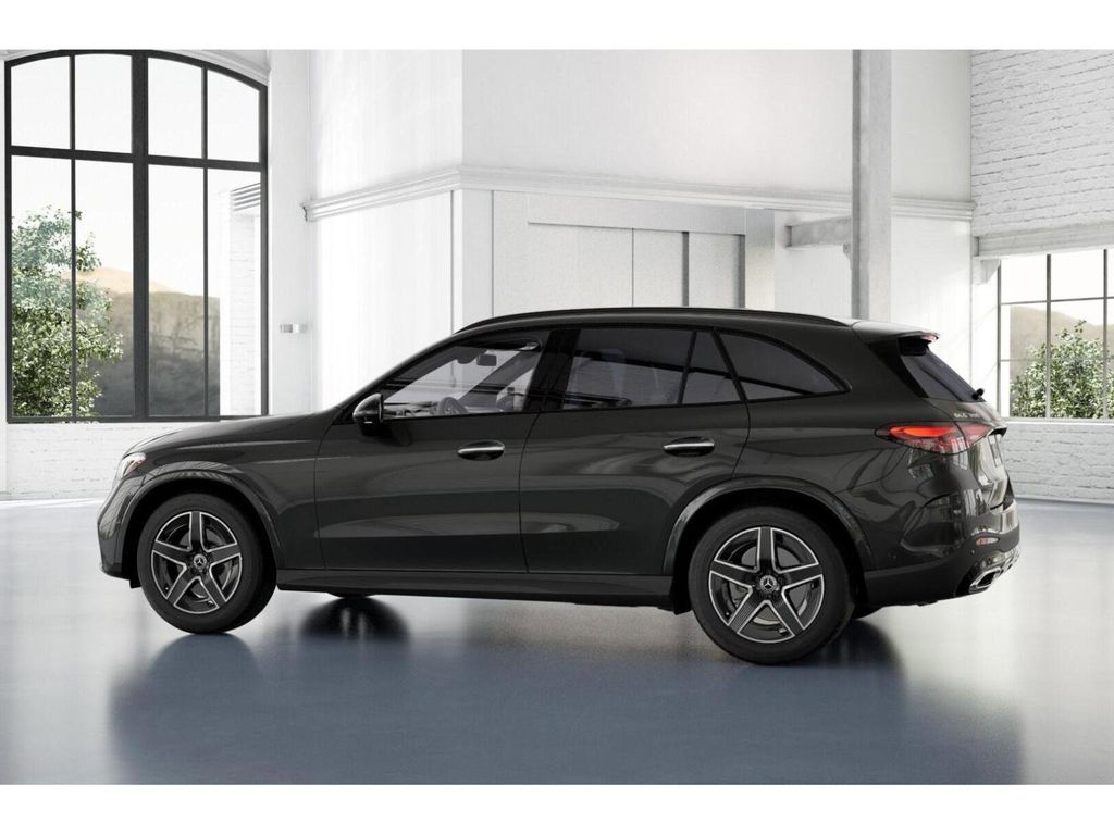 2024 Mercedes-Benz GLC GLC 300 32