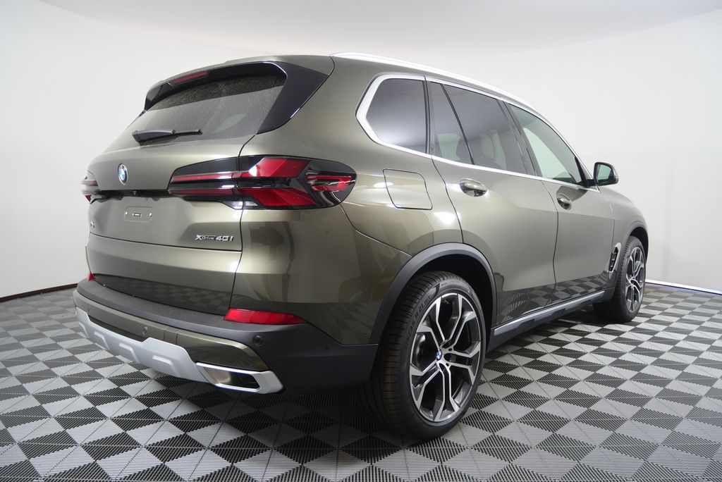 Thumbnail: 2026 BMW X5 - 3