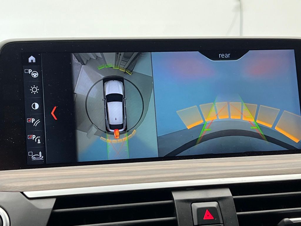 Thumbnail: 2019 BMW X4 - 15