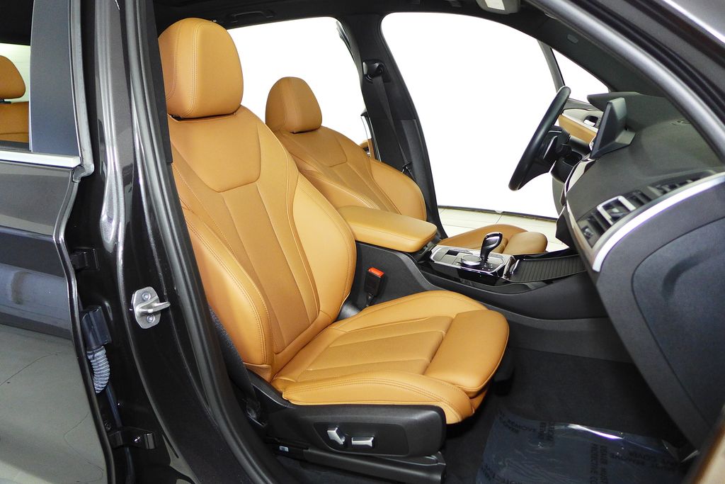 Thumbnail: 2023 BMW X3 - 19