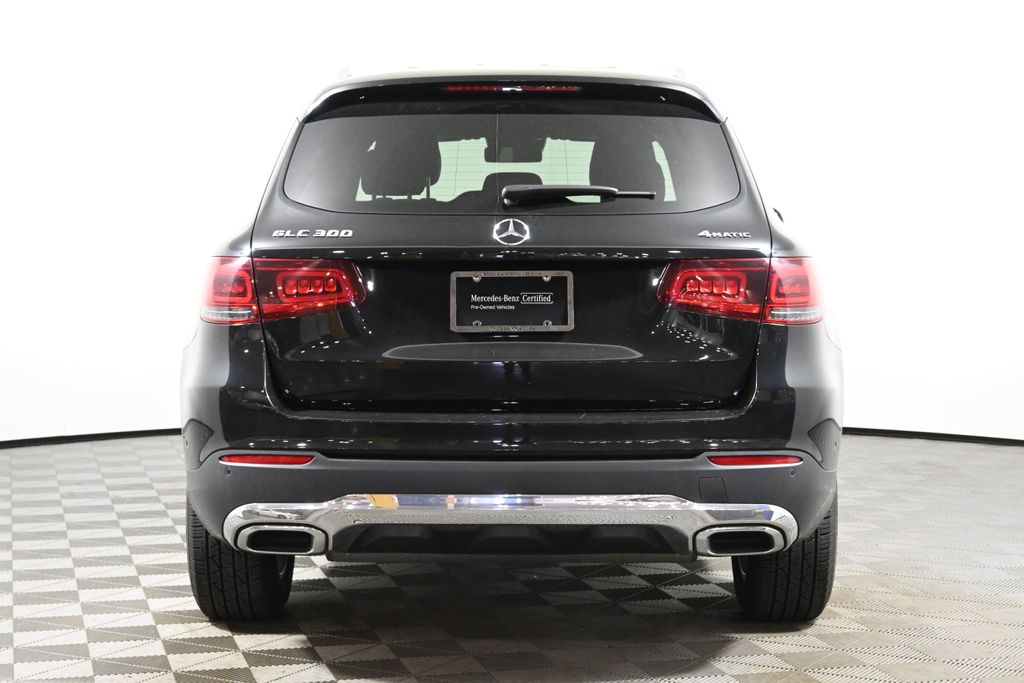 2022 Mercedes-Benz GLC 300 9