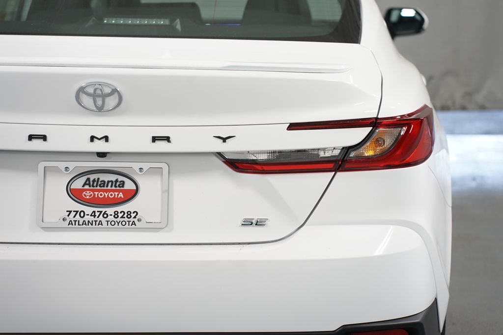 Thumbnail: 2026 Toyota Camry - 10