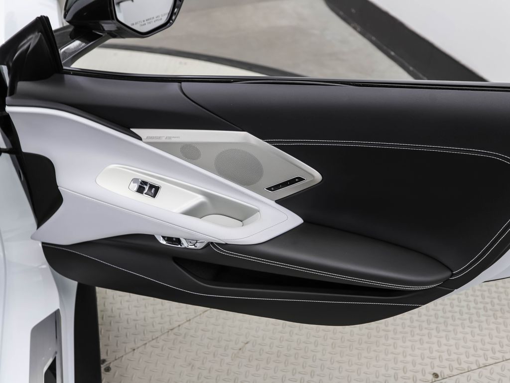 2022 Chevrolet Corvette Stingray 19