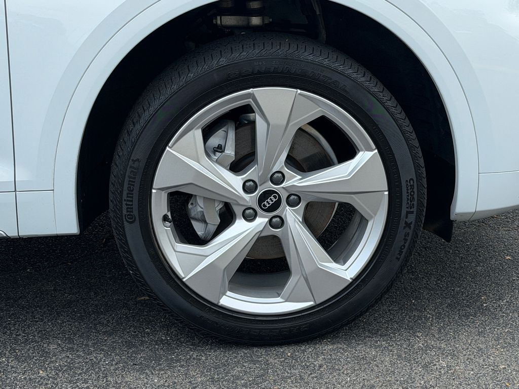Thumbnail: 2021 Audi Q5 - 7