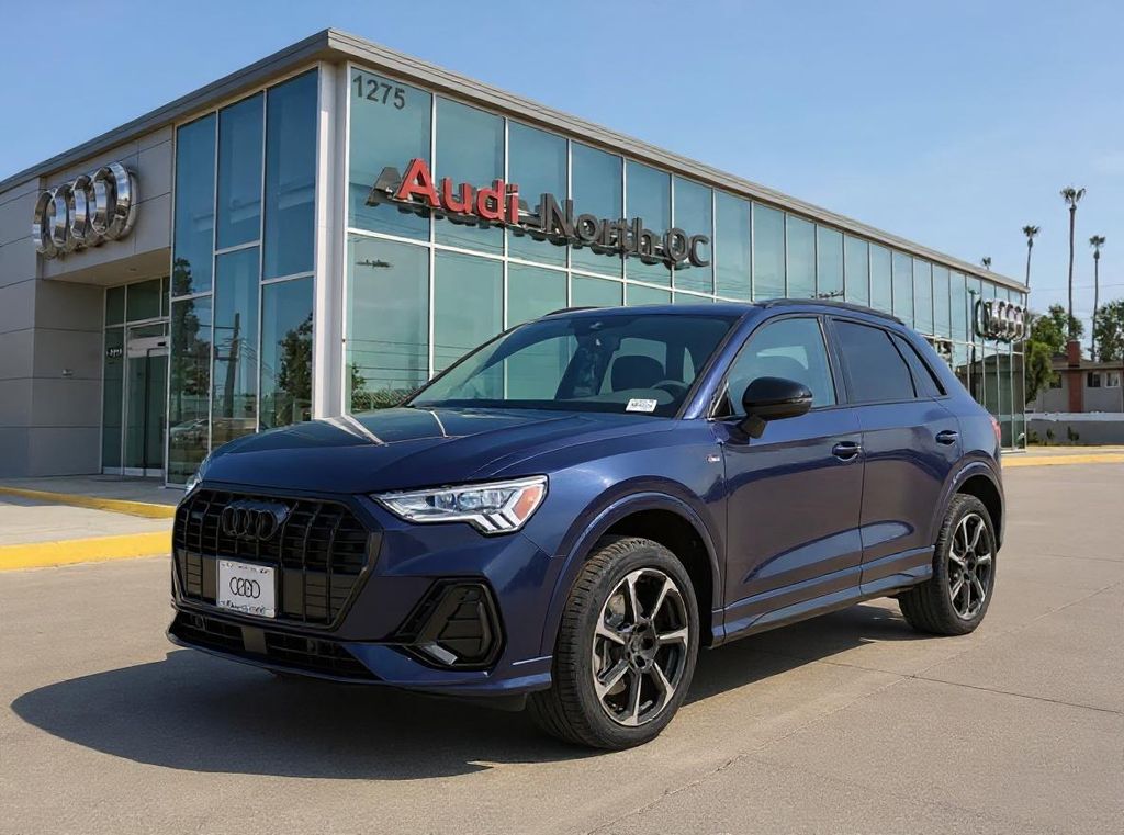 Thumbnail: 2025 Audi Q3 - 1