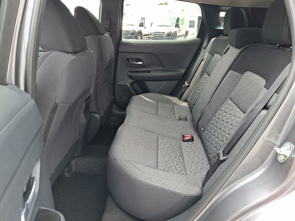 2026 Nissan Kicks — photo 11
