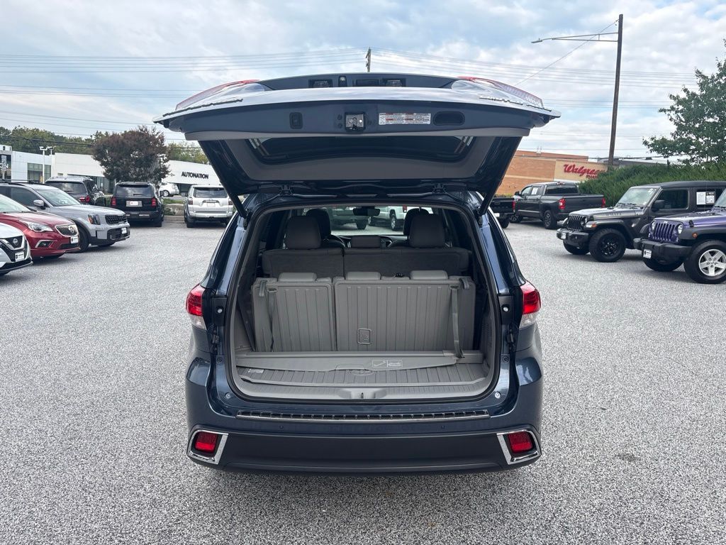 Used 2017 Blue Toyota Limited image 9