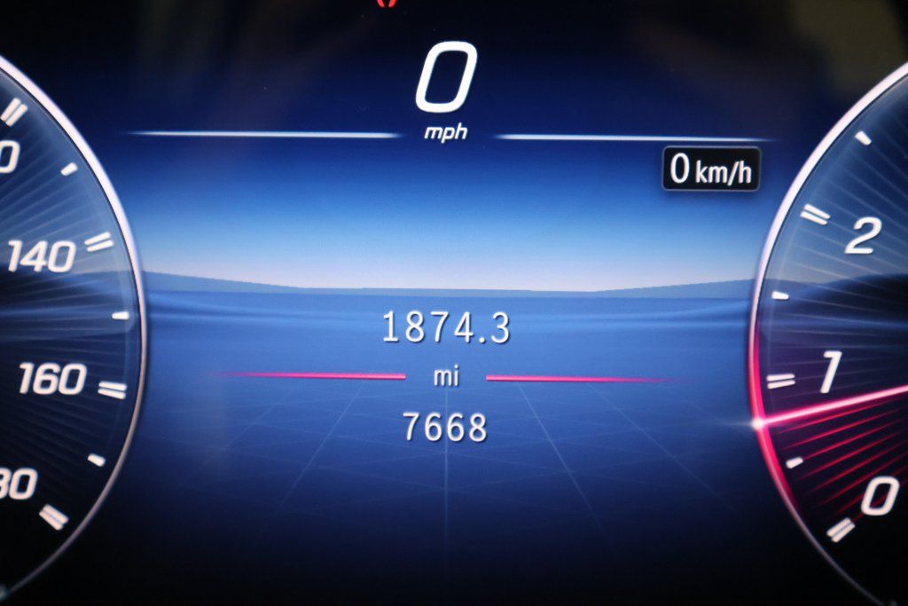 Thumbnail: 2025 Mercedes-Benz GLC - 16