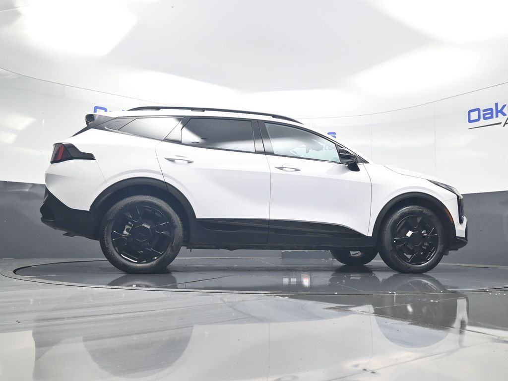 2026 Glacial White Pearl Kia Sportage X-Line AWD SUV