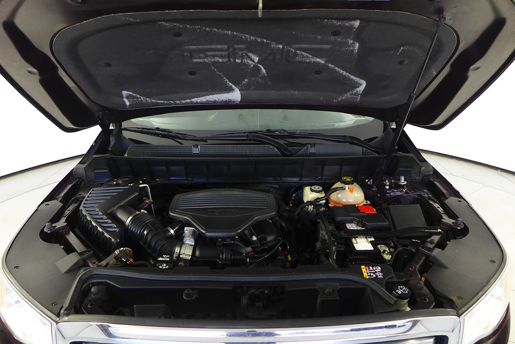 Thumbnail: 2017 GMC Acadia - 6