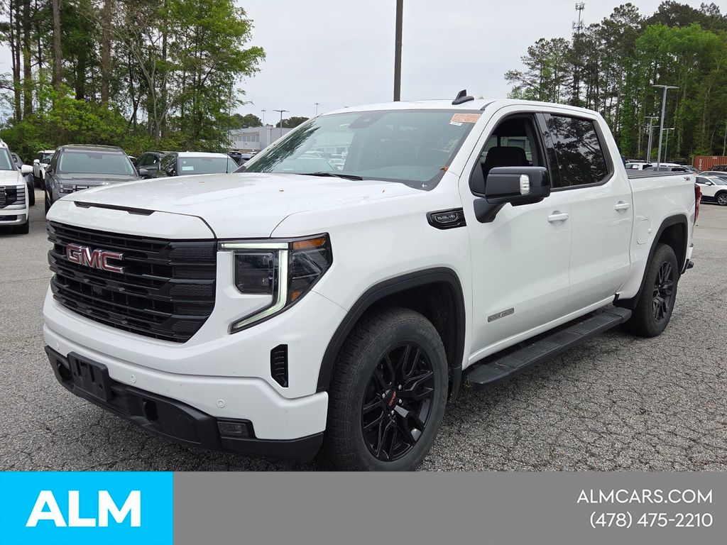 Used 2024 White GMC Elevation image 4