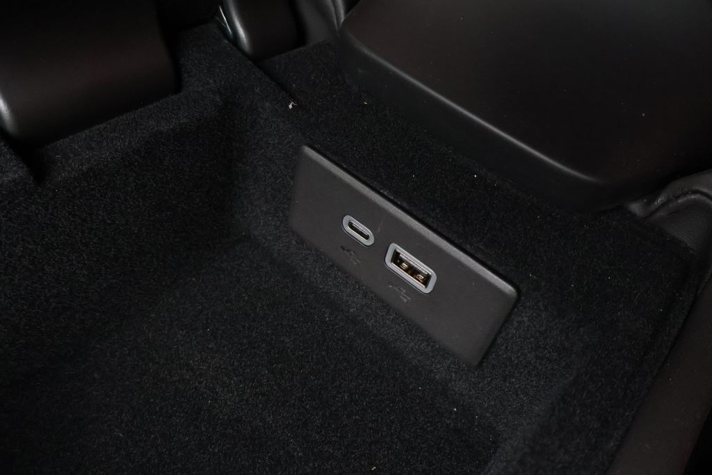 Thumbnail: 2024 Chevrolet Corvette - 29