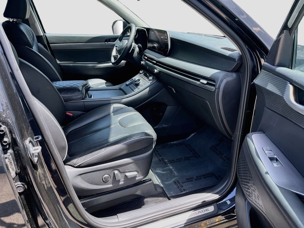 2023 Hyundai Palisade Limited White at Baytown Hyundai