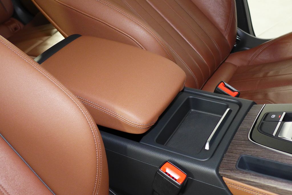 Thumbnail: 2022 Audi Q5 - 15