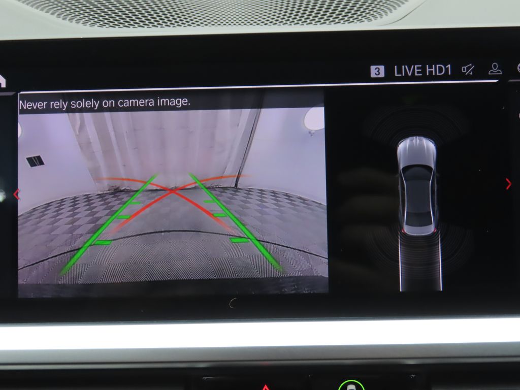 Thumbnail: 2022 BMW M3 - 15