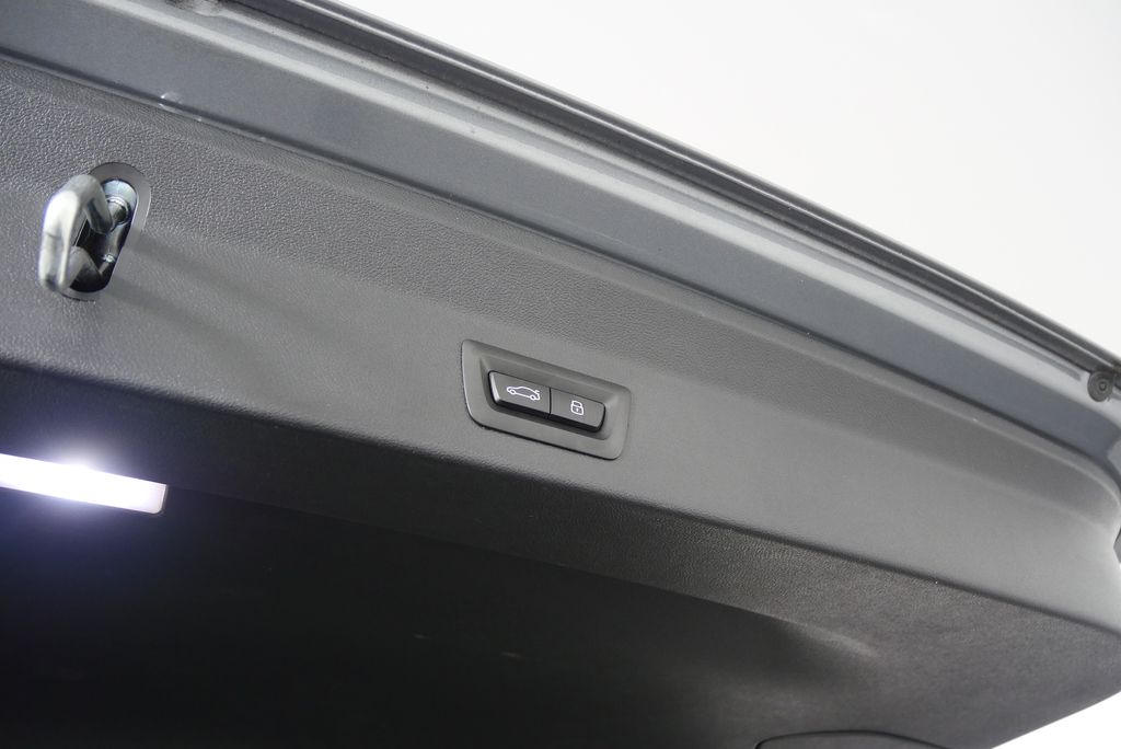 Thumbnail: 2024 BMW X3 - 16