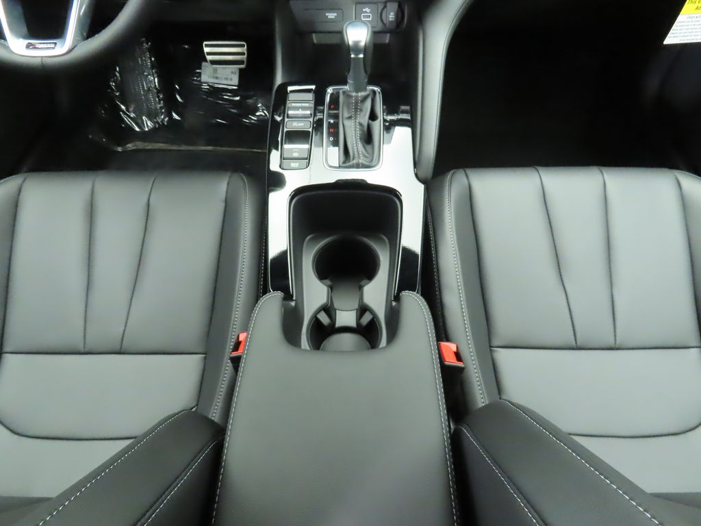 Thumbnail: 2025 Acura Integra - 16
