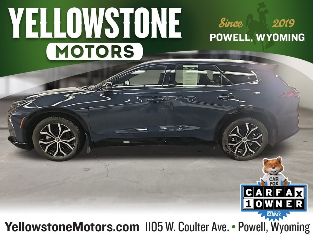 2025 Toyota Crown Signia XLE AWD