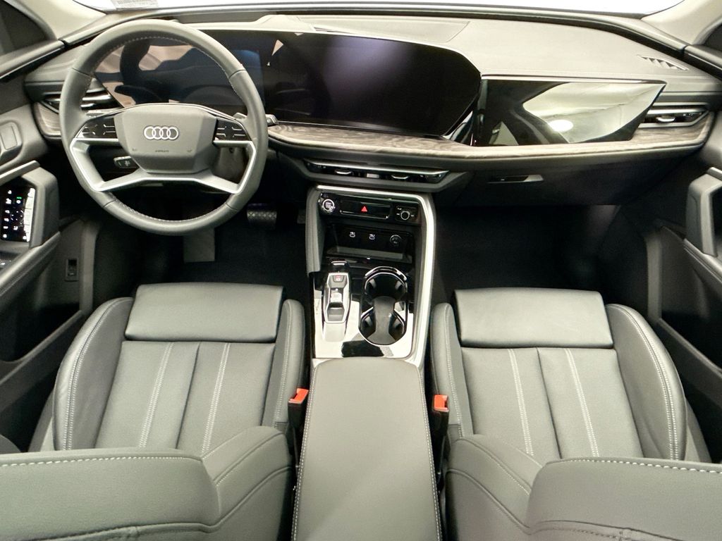 Thumbnail: 2025 Audi Q5 - 14