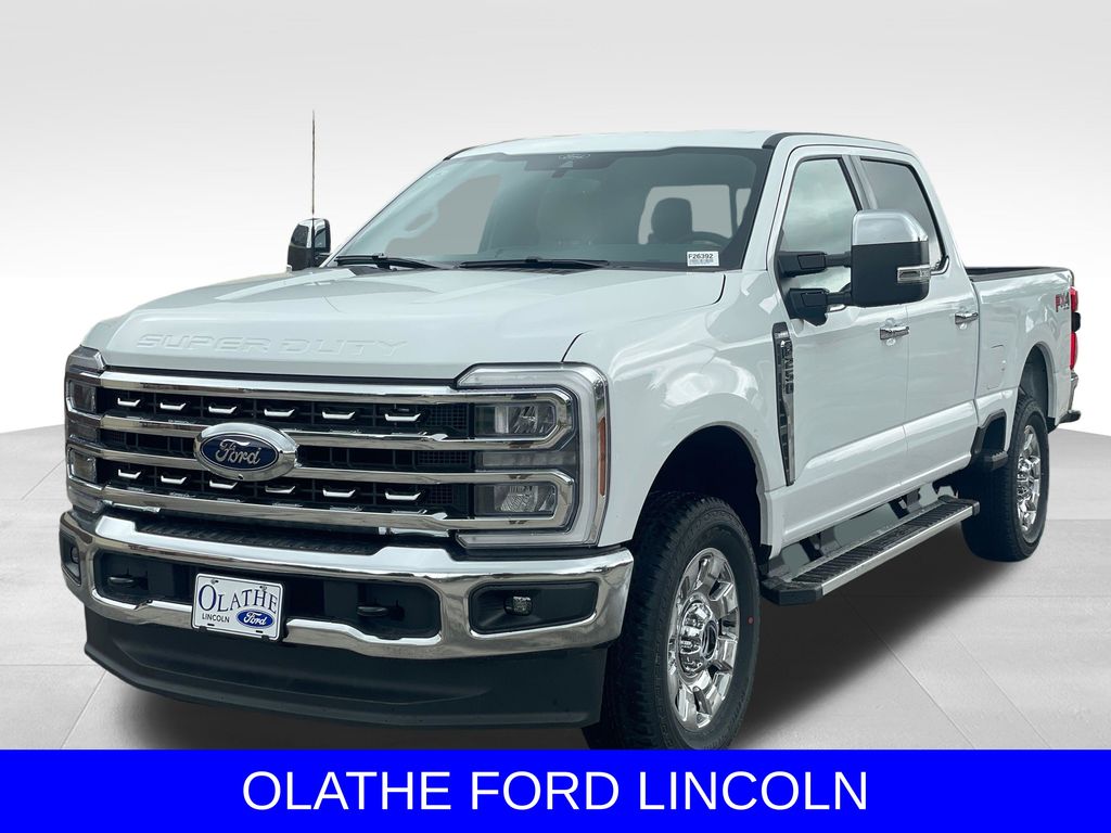 Oxford White 2026 Ford F-250 Super Duty Pickup Truck Four-Wheel Drive Automatic