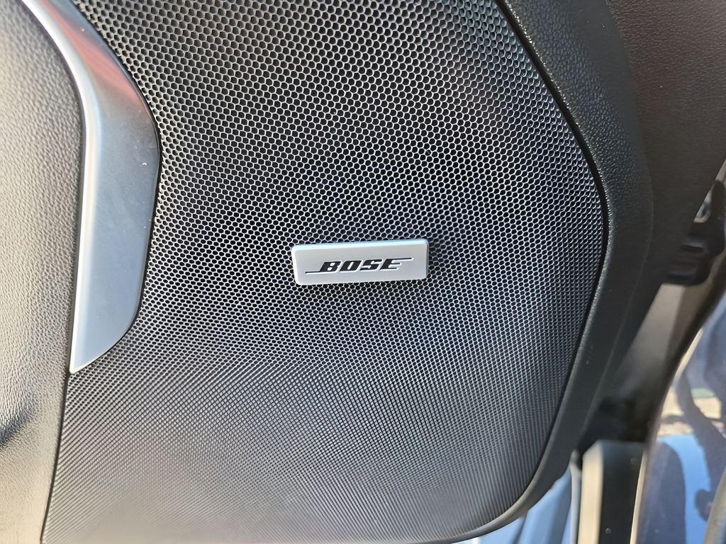 Used 2022 Gray Chevrolet RST image 29