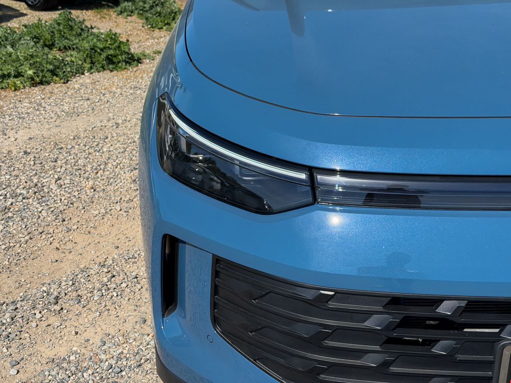 New 2026  Volkswagen 2.0T SE image 5