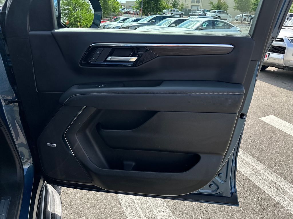 Used Car 2025 Chevrolet Tahoe  Premier For Sale Under $70,000 In Austin, Texas