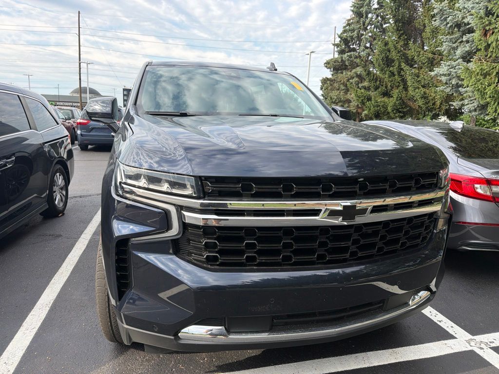 Thumbnail: 2021 Chevrolet Suburban - 5