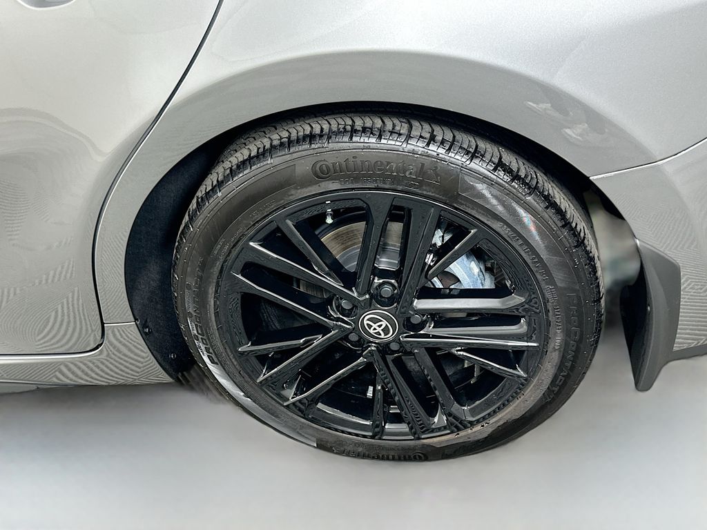 Thumbnail: 2025 Toyota Camry - 31