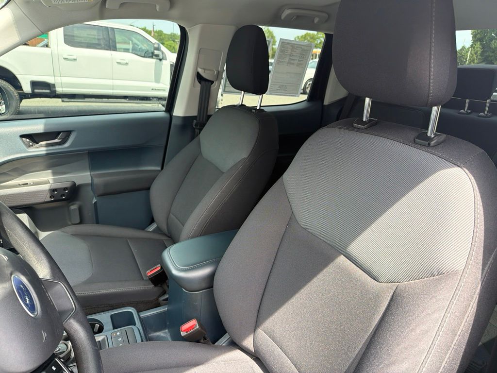 Used 2024 Black Ford XL image 17