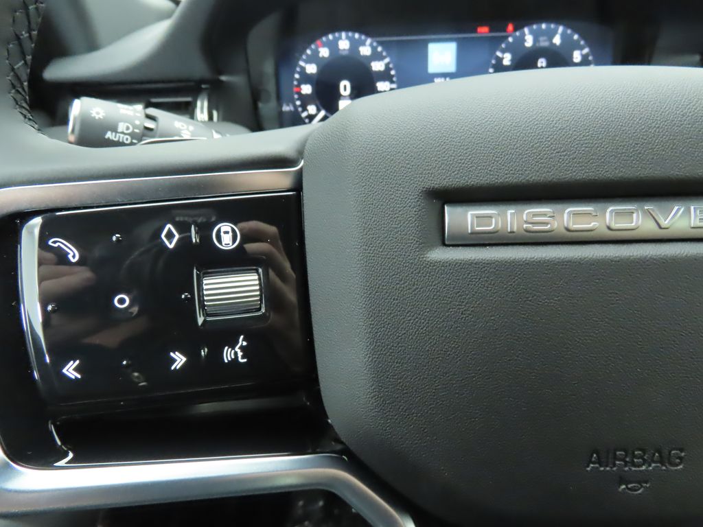 2024 Land Rover Discovery Sport SE 11