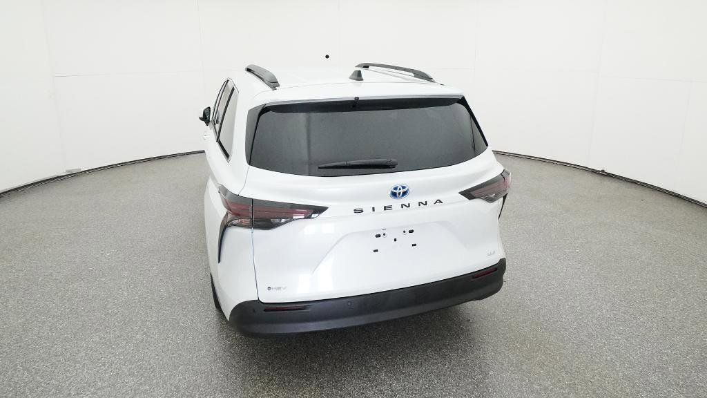 Thumbnail: 2025 Toyota Sienna - 20