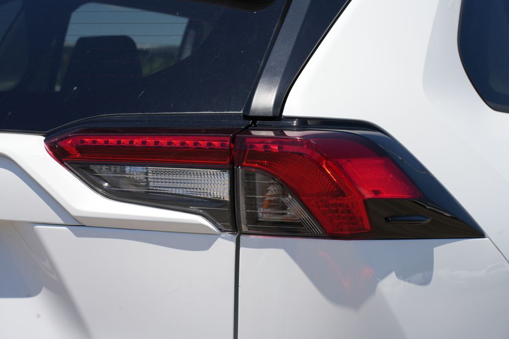 2021 Toyota RAV4 LE White at Baytown Hyundai