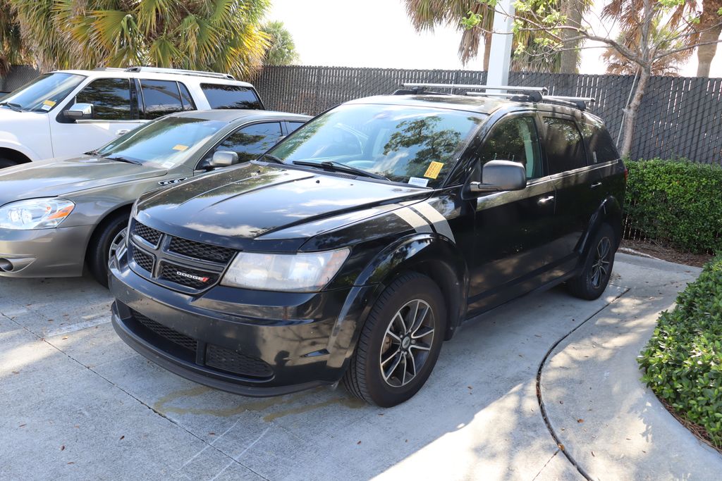 2018 Dodge Journey SE Hero Image