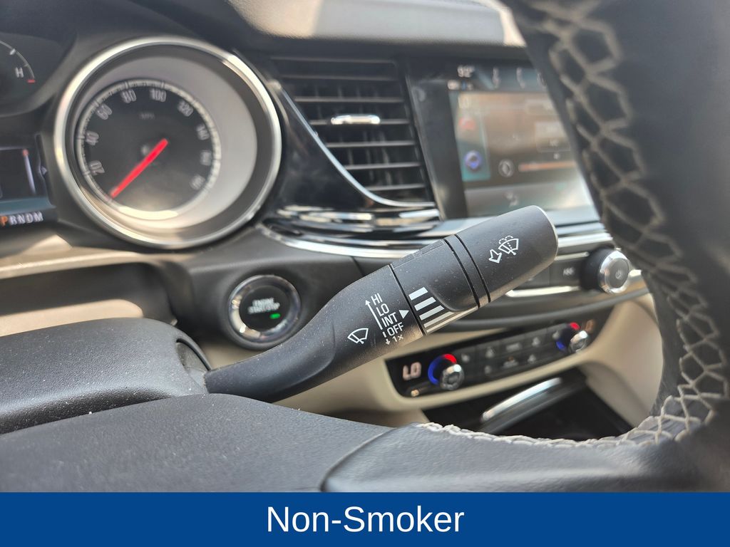 2018 Buick Regal Sportback Essence