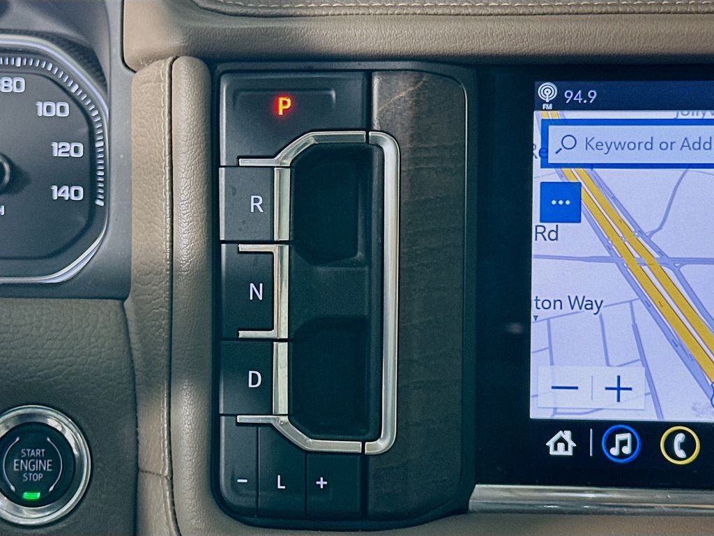 Thumbnail: 2021 GMC Yukon XL - 21