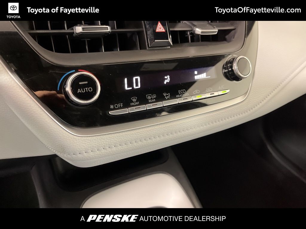 2022 Toyota Corolla SE 28