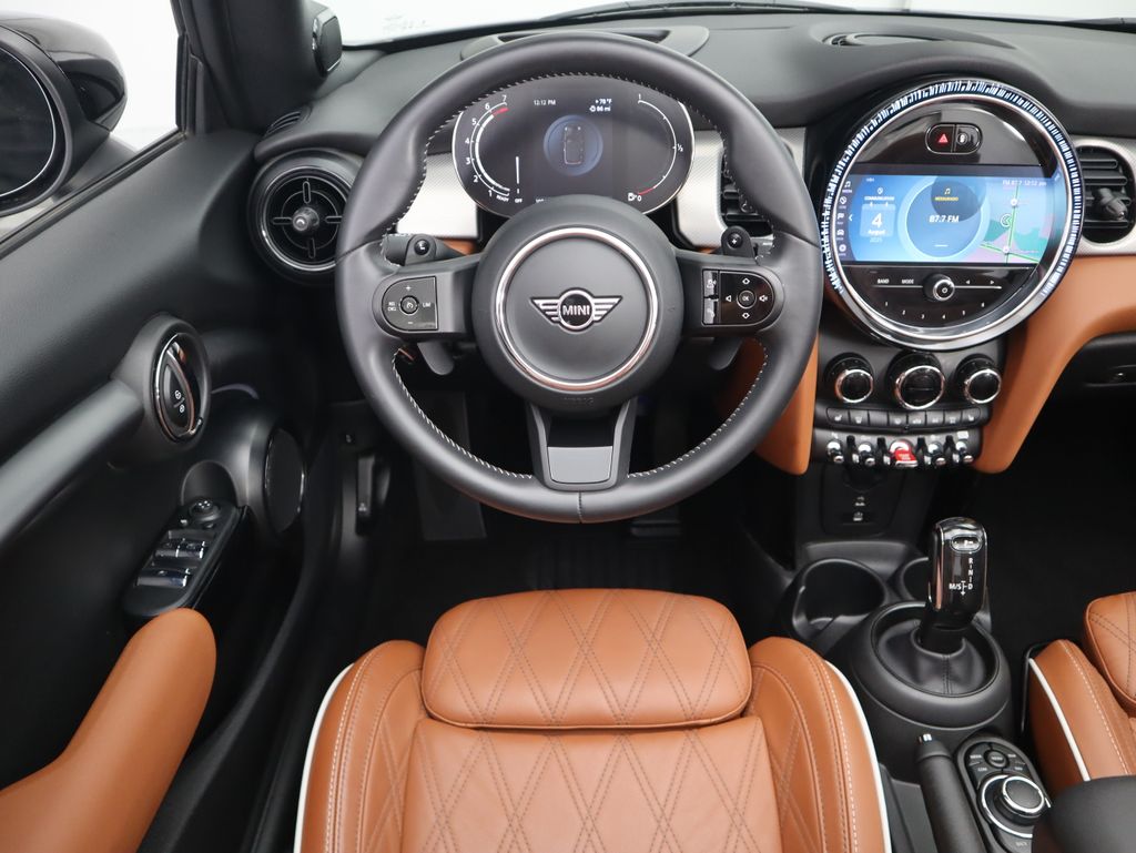 Thumbnail: 2023 MINI Cooper - 18