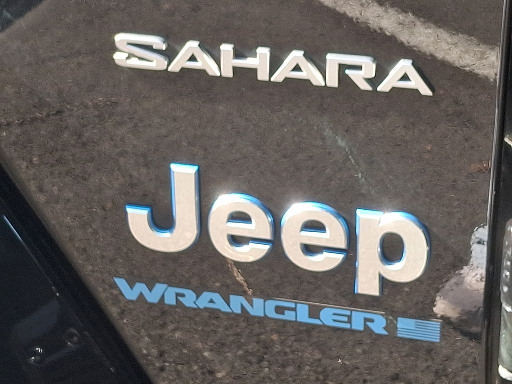 Thumbnail: 2024 Jeep Wrangler - 30