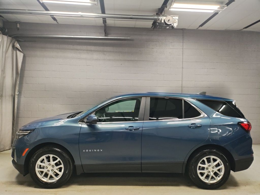 Used 2024 Blue Chevrolet LT image 17