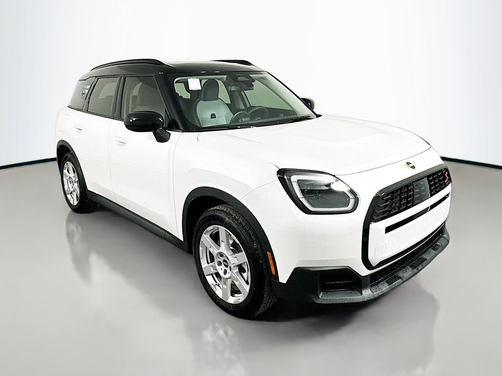 2025 MINI Cooper Countryman Base 3